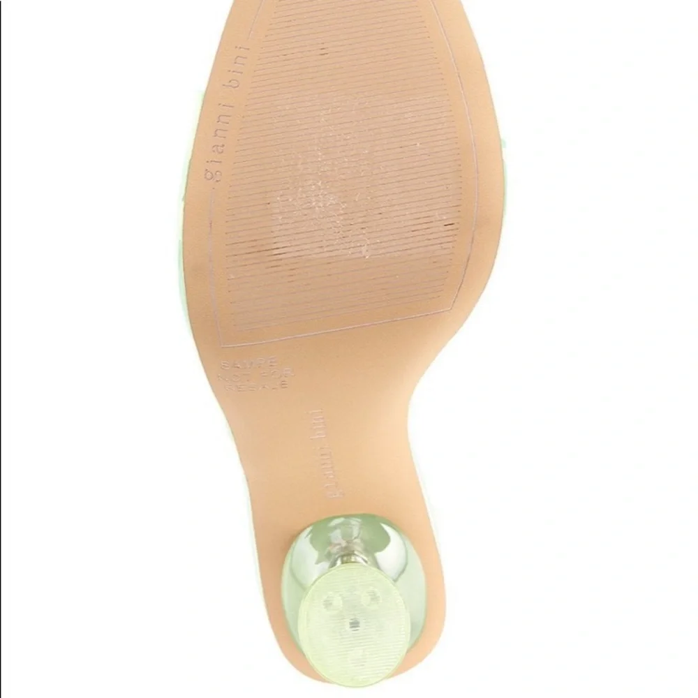 UEC Gianni Bini Oziee Vinyl Sculptural Heel Sandals Spring Green size 7.5 - Picture 7 of 10
